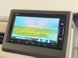 【バックカメラ】リバースにするだけで映ります、後方の安全確認や、狭い駐車場での車庫入れ、雨の日や夜間など視界の悪い時に便利です!安全にバックする為には欠かせない装備です。