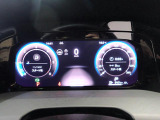 メーターパネルがデジタル表示の為、様々な情報を映すことが可能です。自分好みにカスタマイズ可能です。