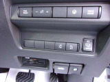 エマ-ジェンシ-ブレ-キ、VDC、踏み間違い防止アシスト、車線逸脱警報付き。