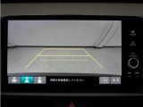 バックカメラ搭載です!車庫入れが苦手な人はもちろん、車両感覚に自信がある人にもお勧めです!見えない箇所が見えるようになるので、低い障害物や隠れてしまっている子供の存在等にも気付く事が出来ます。