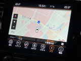 ●純正ナビ:一体感のあるナビは、高級感ある車内を演出してくれます。オーディオ機能も充実しておりますので、運転もより楽しめます♪