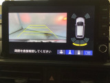 バックでの車庫入れも安心です! リアカメラが付いているバックモニター付のナビを装備しております。バンパーについているソナーや、操作線もついており距離感も画面から確認できます。