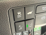 【HondaSENSING】を搭載しております。安全・快適な運転をサポートするためにHondaが独自に開発した6つの機能は事故を予防してドライバーや同乗者、そして歩行者の命を守るために役立つ機能です。