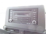 純正CDデッキ付♪別途、費用はかかりますが純正・社外品のカーナビゲーション、ディスプレイオーディオなど取付できます♪