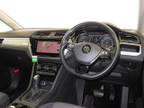ゴルフトゥーラン TSI コンフォートライン 