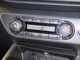 オートエアコンを装備しております。