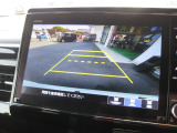 画質もキレイなバックモニター!車庫入れが苦手な方も運転が好きになるはず♪