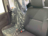 フロントシートです。ゆったり運転ができます。長距離ドライブもラクラク♪♪