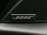 【BOSEサウンドシステム】高性能スピーカーで広がりのある、包み込むような音を体感してください。
