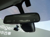 ルームミラーと純正ドライブレコーダーフロントカメラ