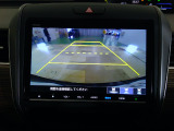 バックカメラの画像です。ガイドラインがスムースな車庫入れをサポートいたします!車庫入れの安心感がアップしますね☆