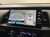 全方位モニターがついています! 車の周囲を360&deg;安全確認できるので、普段の駐車はもちろんの事、縦列駐車や幅寄せの際にも活躍してくれますよ。