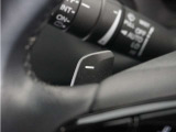 ◆パドルシフト◆オートマチック車でもミッション車のようなフィーリングを楽しめます。エンジンブレーキを使いたい時にも役立ちます。