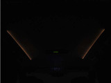 夜間に室内を照らしてくれるルームライトです