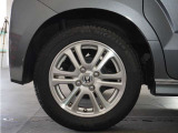 アルミホイール装着車です!これで足元まわりもおしゃれにきまります!
