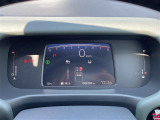 店舗にて現車の確認もいただけますので、お電話で在庫のご確認の上是非ご来店くださいませ。