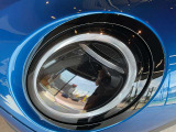 LEDヘッドライト!太陽光に近い明りで夜道を照らします!MINIの特徴である丸目ヘッドライトが可愛くてオシャレ!