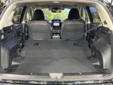 普段のお買い物や通勤、送迎等に十分な荷室スペースを確保しております。セカンドシートを倒すと、大きな荷物の積載も可能です♪