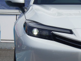 ★LEDヘッドライト搭載★ 白っぽく光る明るく省電力なLEDライト!先進的な白い輝きでフロントフェースを引き締めます☆