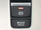★ブレーキホールド★ブレーキペダルを離しても停車し続けてくれる機能♪ちょっとした信号待ちなど街中を走るときにあると嬉しいですね&uarr;&uarr;(*^-^*)