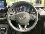 【純正革巻きステアリング】上質な革を使用することで、手にしっかり馴染みとても運転しやすいハンドルです♪