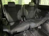 3列目シートはもちろん状態良好☆大人でもゆったりと座って頂けますので、大人数でのお出かけもラクラクです♪ご家族で、気の知れた仲間で、ドライブに行くのが楽しみですね♪