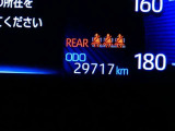【走行距離】いままでの走行距離です。メーター交換もしておりません。ご来店の際はご確認下さい。(ご来店時や納車時には展示の移動や整備等で若干距離が進んでいる場合がございます)