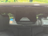 【トヨタセーフティセンス】走行中に前方の車両等を認識し、衝突しそうな時は警報とブレーキで衝突回避と被害軽減をアシスト。より安全にドライブをお楽しみいただけます。