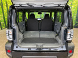後席を格納すると、これだけの広さが!シーンに合わせたシートアレンジで、大きな荷物も積むことが出来ます♪