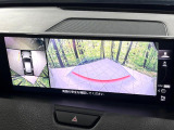 【360&deg;ビューモニター】専用のカメラにより、上から見下ろしたような視点で360度クルマの周囲を確認することができます☆死角部分も確認しやすく、狭い場所での切り返しや駐車もスムーズに行えます。
