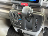 足元スッキリインパネシフトを採用しています♪