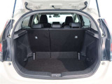 ラゲージスペースもしっかり確保。お買い物のお荷物もバッチリ積み込むことが出来て便利です!