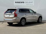 ◆バック/万が一を考え、安全性を重視する方に選ばれているVOLVO車。ドアを開閉するとその重み・厚みに驚くはず