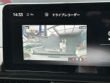 前後ドライブレコーダーを装着すれば、事故やトラブルの際、前方車両や後方車両の映像を録画し、客観的な証拠を残すことができます。また、あおり運転対策にも効果的です。