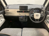 クリーニングが施された中古車で快適なドライブを!清潔な車内環境と美しい外観が、上質な移動空間を演出します。