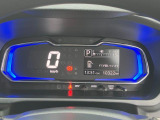大きく見やすいメーターパネル!
