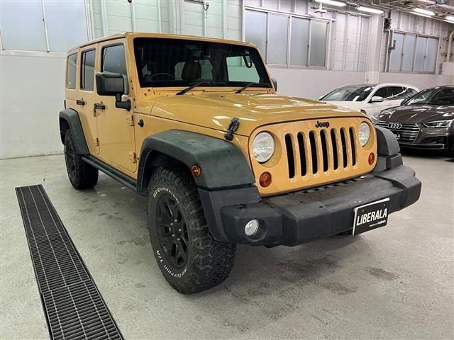 ラングラー サハラ 4WD 本革シート