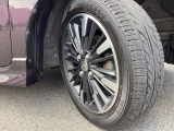 純正15インチアルミホイールでスタイルバッチリ!165/55R15タイヤです
