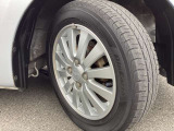 純正14インチアルミホイールでスタイルバッチリ!155/65R14タイヤです
