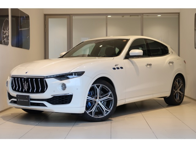 レヴァンテ  GT ハイブリッド 4WD