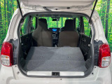 普段のお買い物や通勤、送迎等に十分な荷室スペースを確保しております。セカンドシートを倒すと、大きな荷物の積載も可能です♪