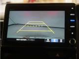 バックカメラ搭載です!車庫入れが苦手な人はもちろん、車両感覚に自信がある人にもお勧めです!見えない箇所が見えるようになるので、低い障害物や隠れてしまっている子供の存在等にも気付く事が出来ます。
