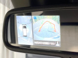 【アラウンドビューモニター】専用のカメラにより、上から見下ろしたような視点で360度クルマの周囲を確認することができます☆死角部分も確認しやすく、狭い場所での切り返しや駐車もスムーズに行えます。