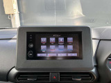 日産純正7インチナビディスプレイオーディオを装着しております。Apple CarPlayとAndroid Autoに対応しております。