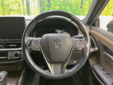 【純正革巻きステアリング】上質な革を使用することで、手にしっかり馴染みとても運転しやすいハンドルです♪