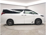 アルファード ハイブリッド 2.5 エグゼクティブ ラウンジ S E-Four 4WD 