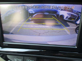 バックカメラ付き♪車庫入れ、バックでの駐車時に後方が見える事での安心感は大きいです☆一度装備したら外せなくなるアイテムです♪