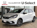 低燃費と力強さを両立したe:HEV搭載のFIT。スムーズで静かな走りに加え、広々とした室内空間と優れた乗り心地が魅力です。先進の安全装備も充実し、日常使いからロングドライブも快適にこなせる1台です