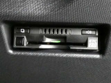 ETC車載器付きです。高速道路の料金所もスムーズに通過できます。