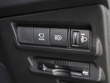 オートハイビーム、フロントカメラ、ビルトインETCが装着されています
